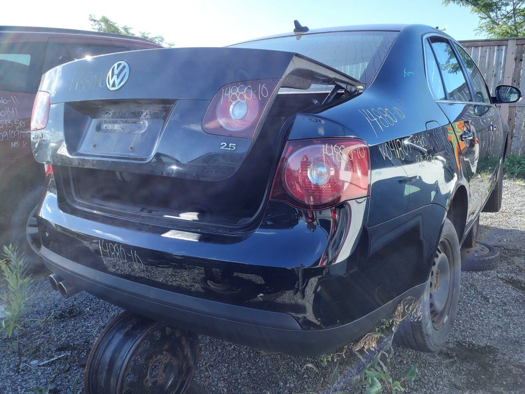 VOLKSWAGEN JETTA 2010
