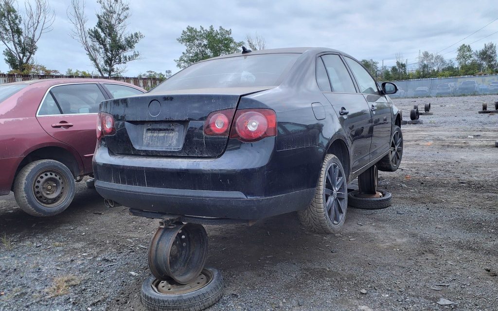 VOLKSWAGEN JETTA 2010