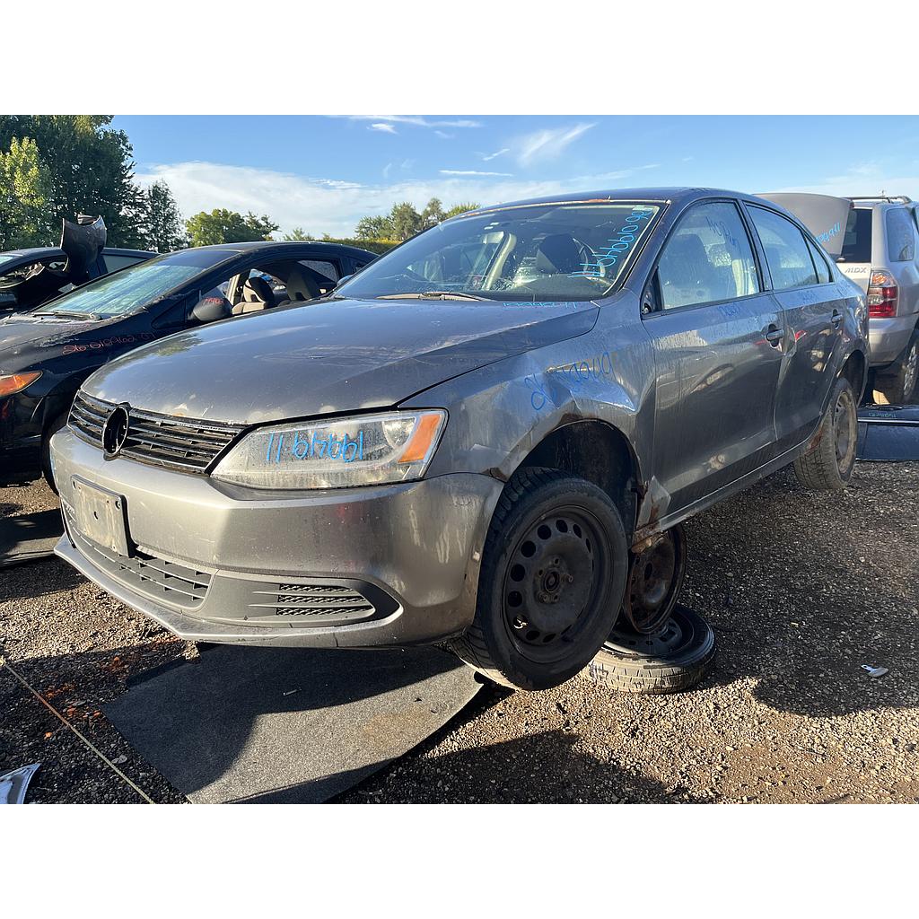 VOLKSWAGEN JETTA 2011