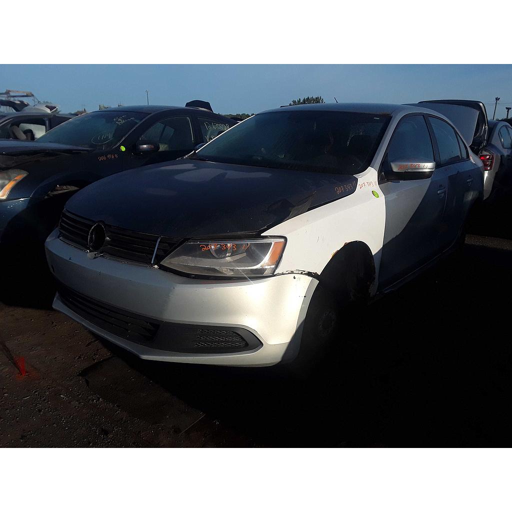 VOLKSWAGEN JETTA 2011