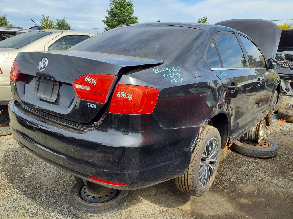 VOLKSWAGEN JETTA 2011