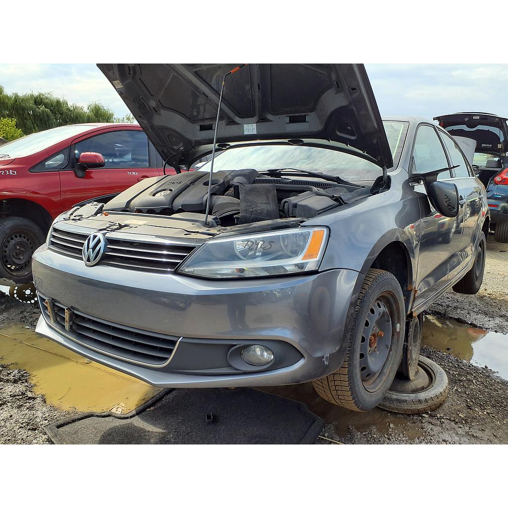 VOLKSWAGEN JETTA 2011