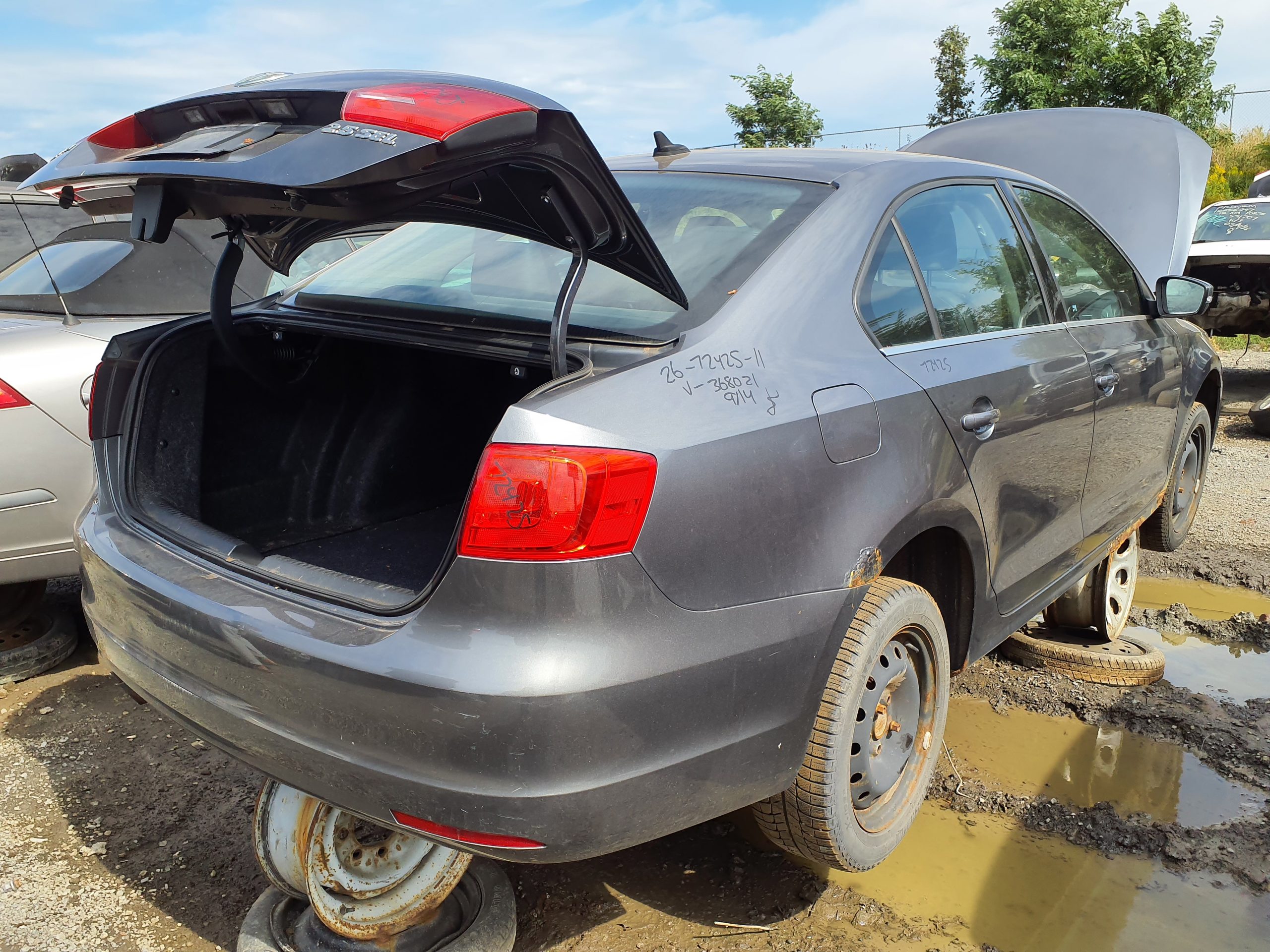 VOLKSWAGEN JETTA 2011