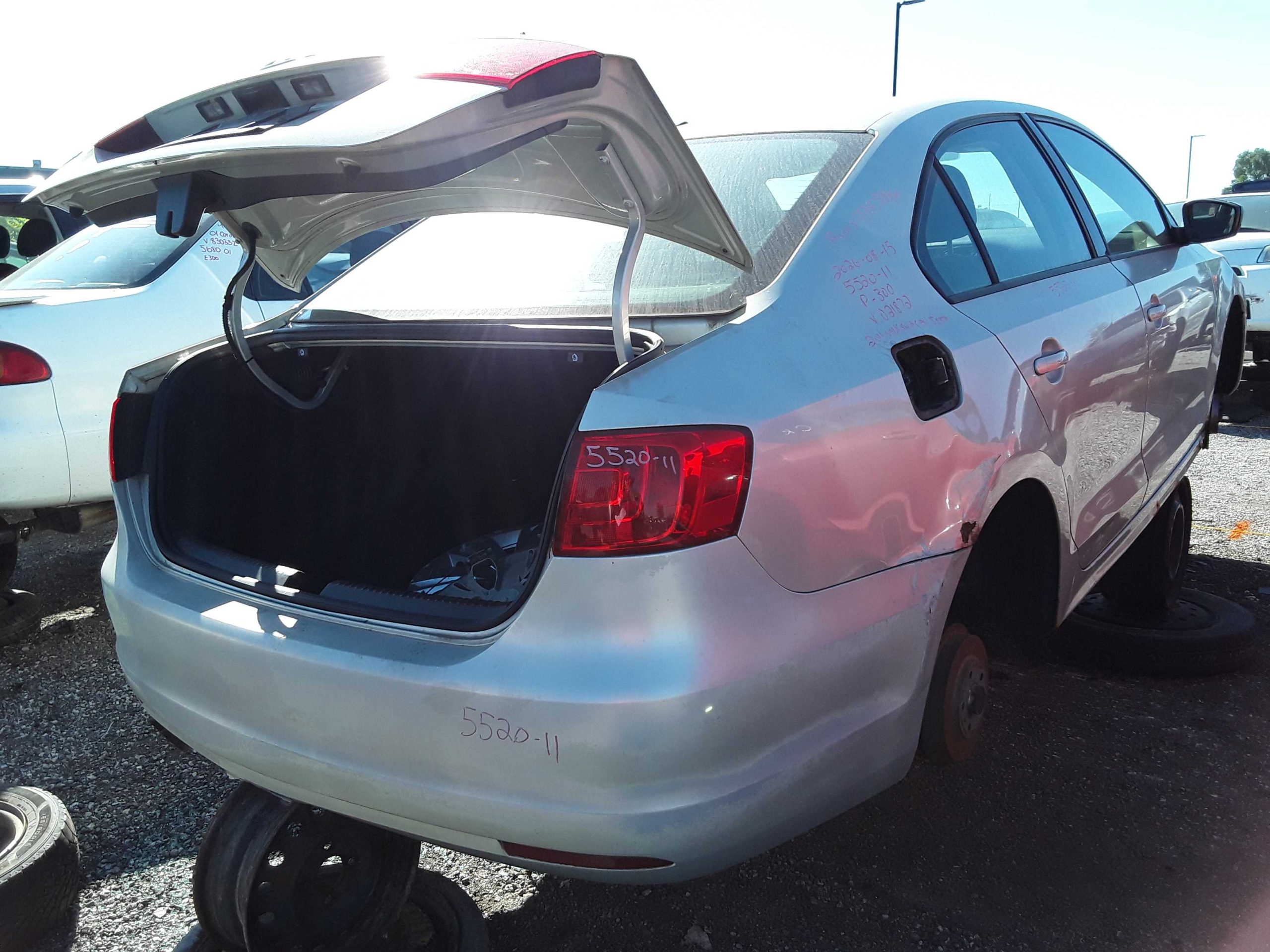 VOLKSWAGEN JETTA 2011