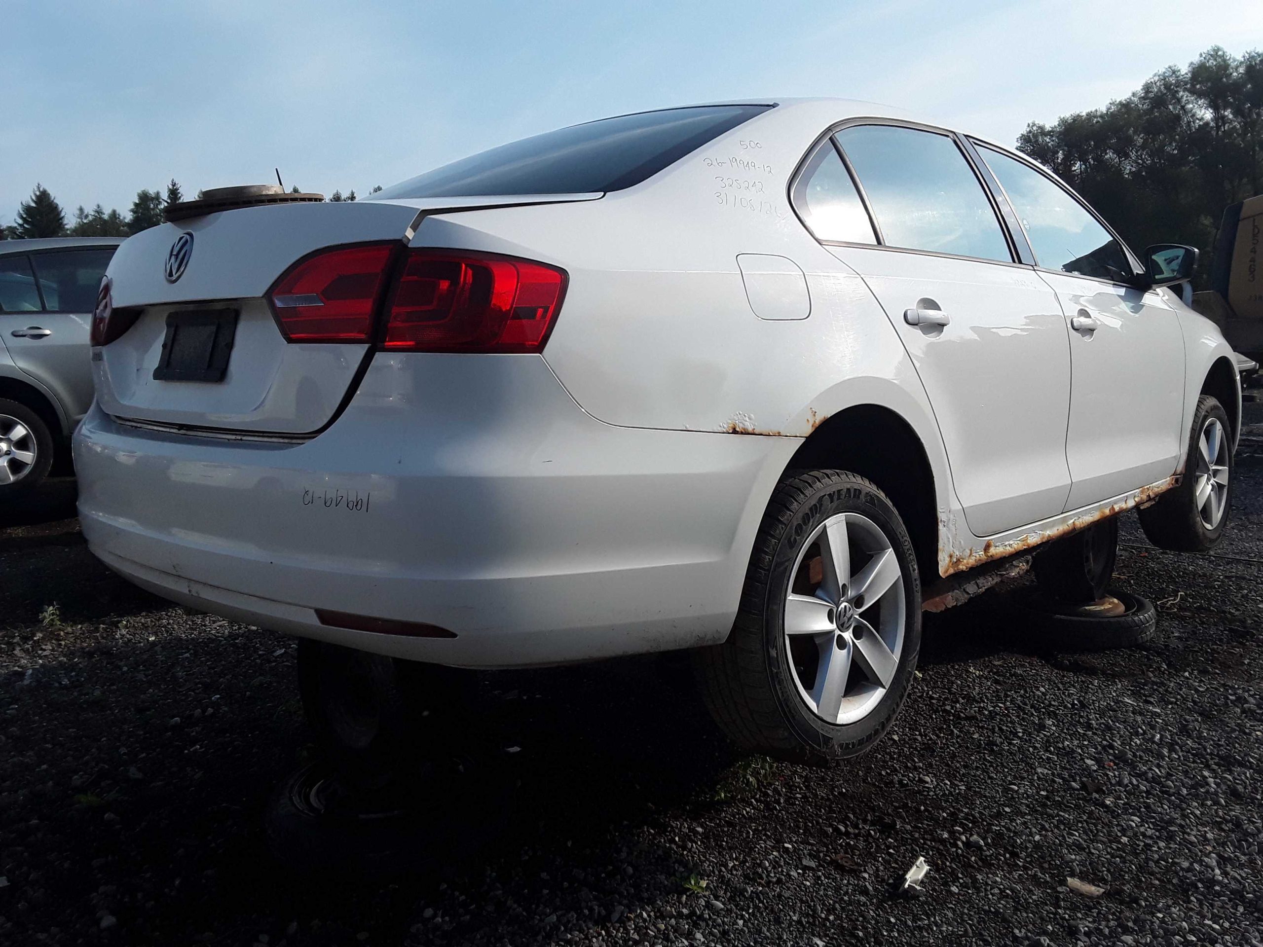 VOLKSWAGEN JETTA 2012