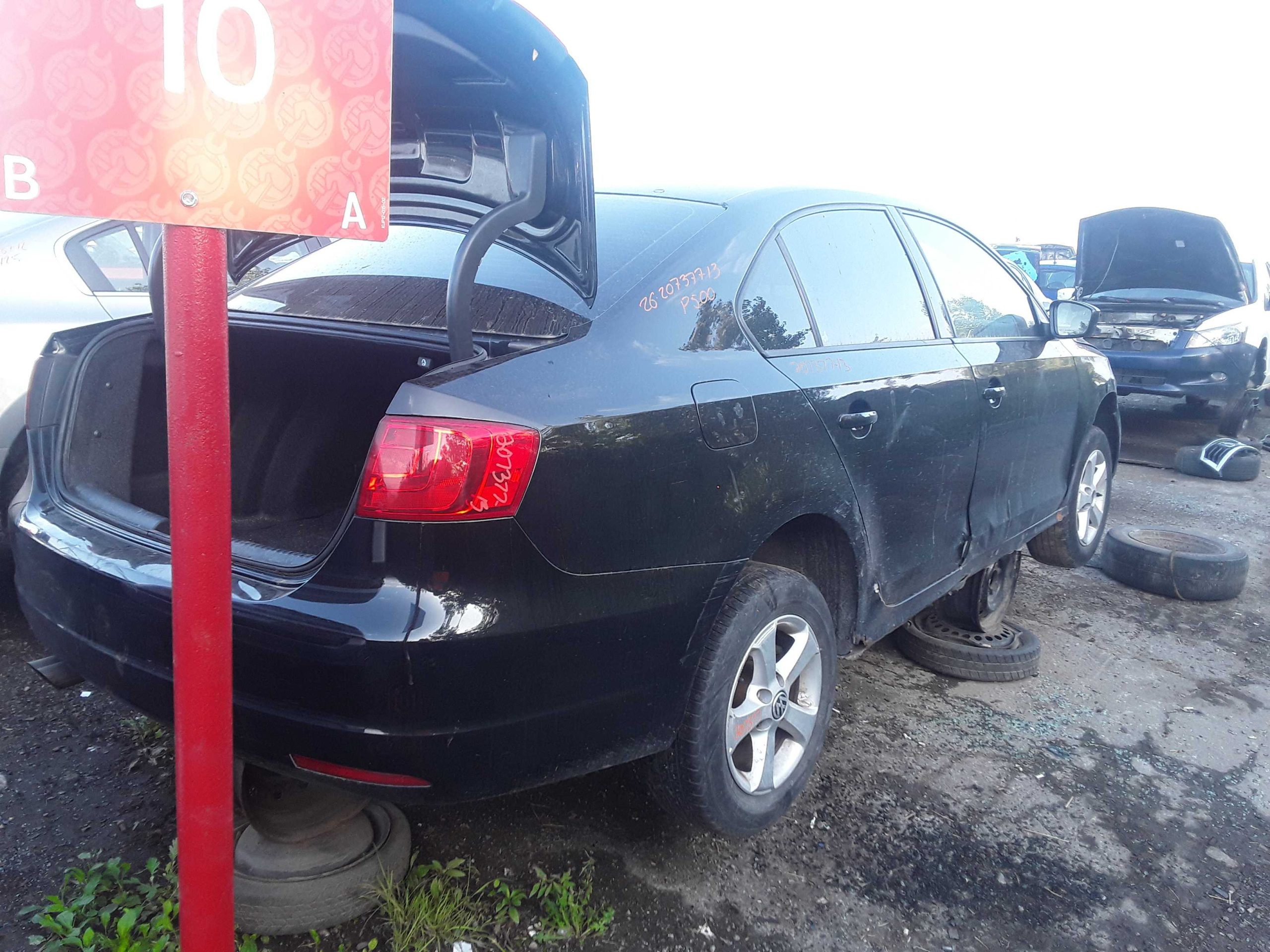 VOLKSWAGEN JETTA 2013