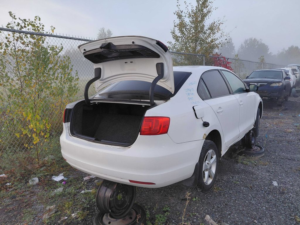 VOLKSWAGEN JETTA 2013