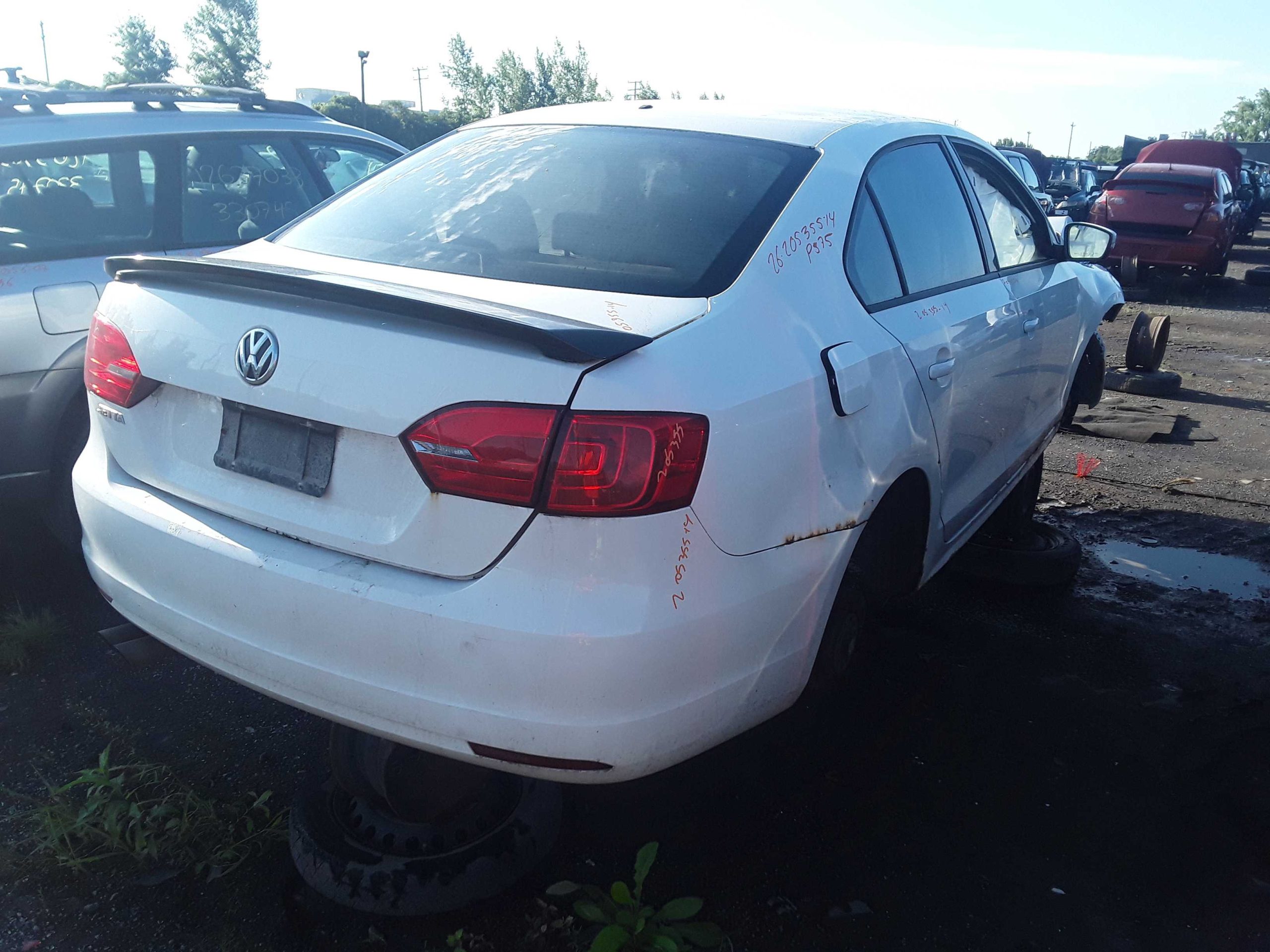 VOLKSWAGEN JETTA 2014