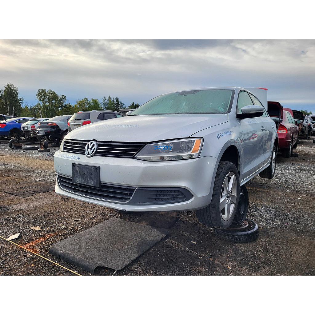 VOLKSWAGEN JETTA 2014