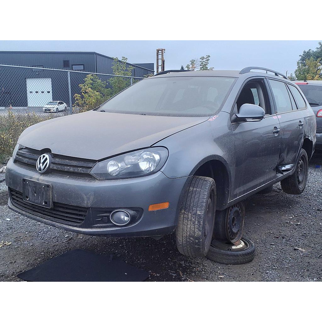 VOLKSWAGEN GOLF 2014