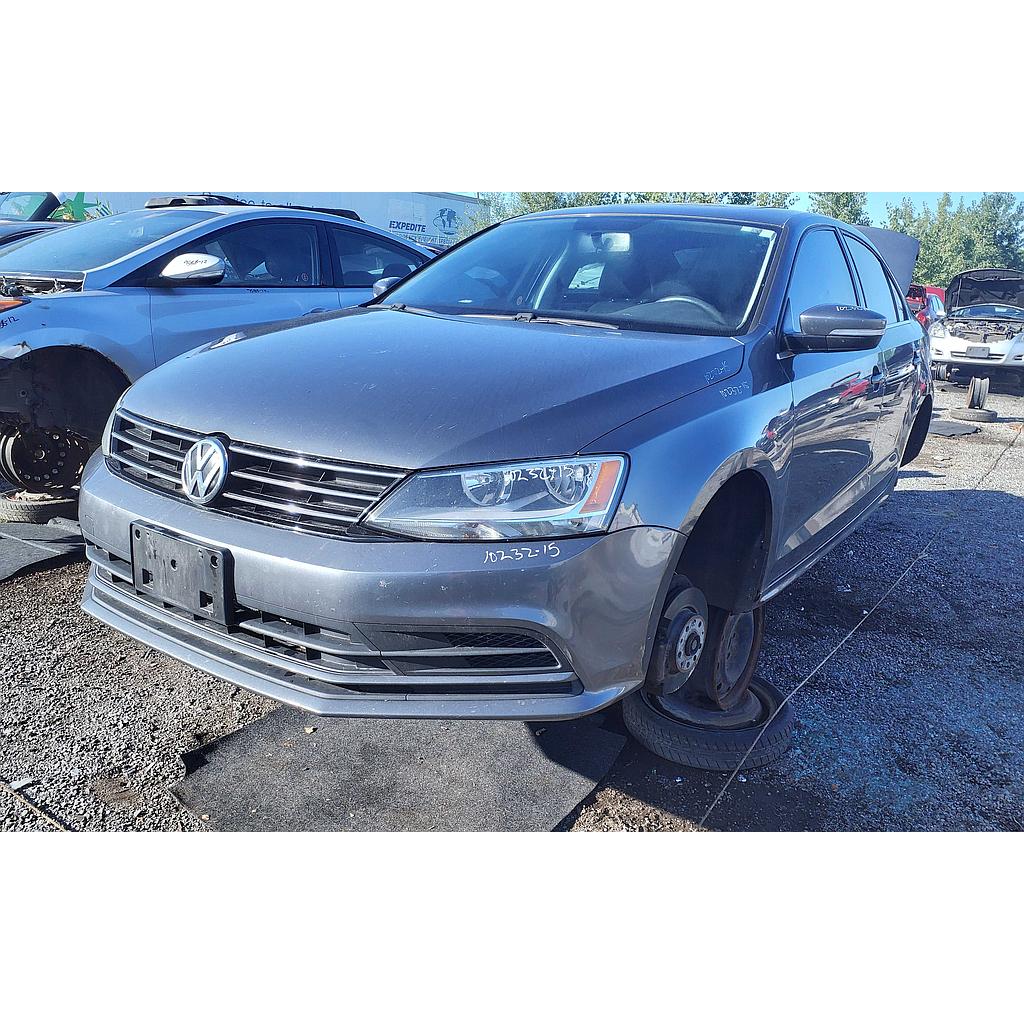 VOLKSWAGEN JETTA 2015