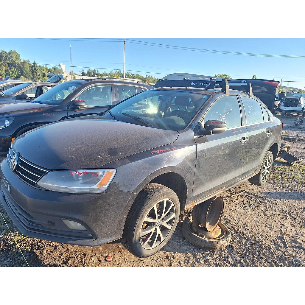 VOLKSWAGEN JETTA 2015