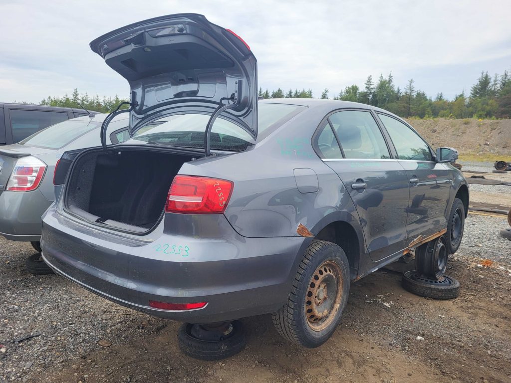 VOLKSWAGEN JETTA 2015