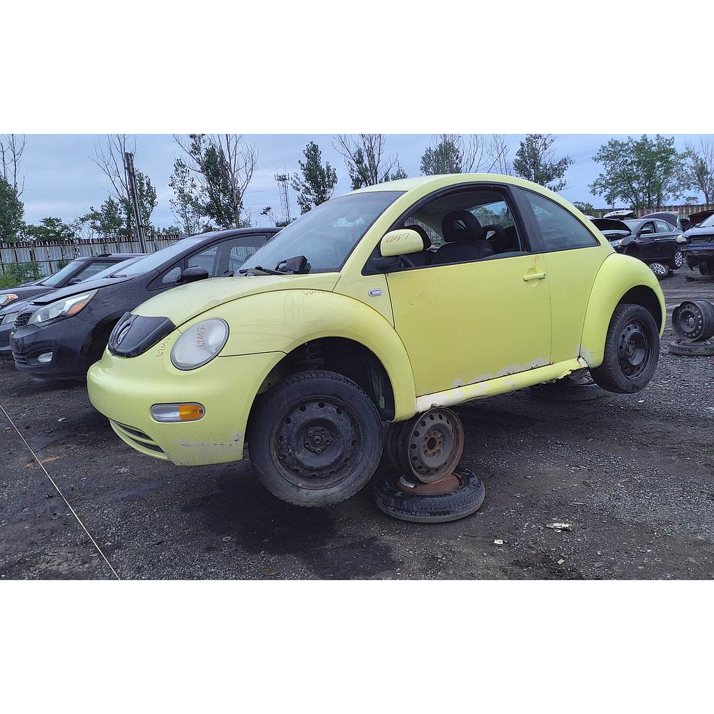 VOLKSWAGEN NEW BEETLE 2000