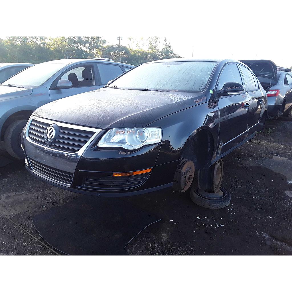 VOLKSWAGEN PASSAT 2010