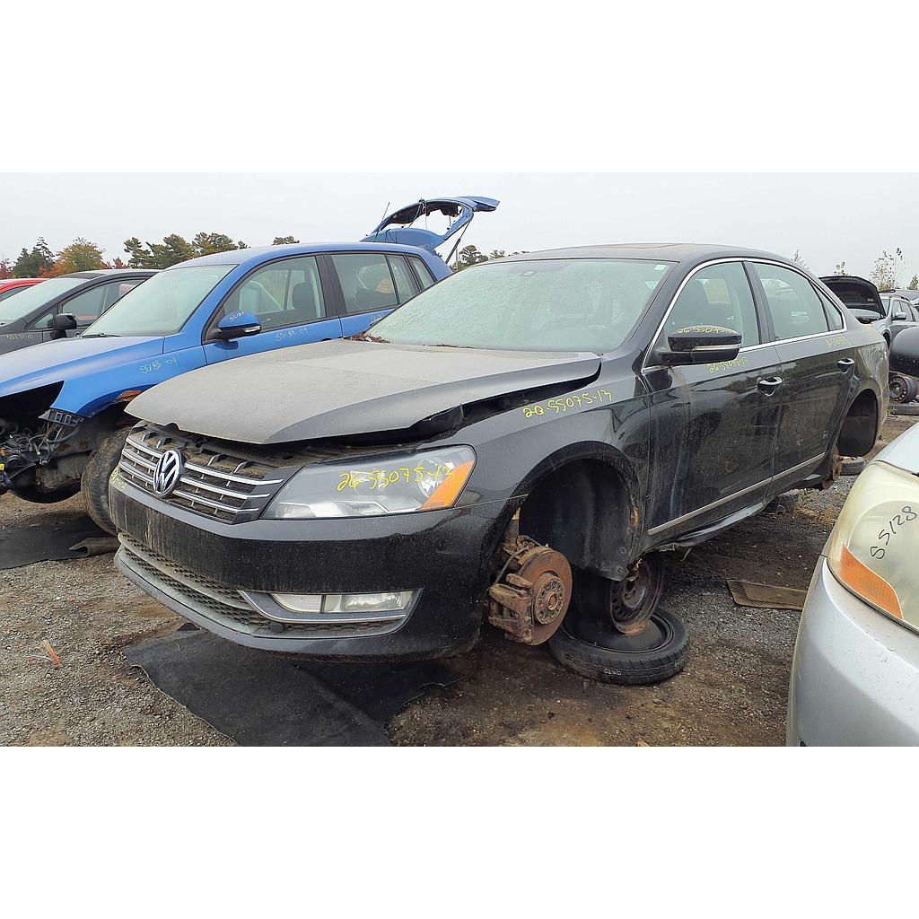 VOLKSWAGEN PASSAT 2013