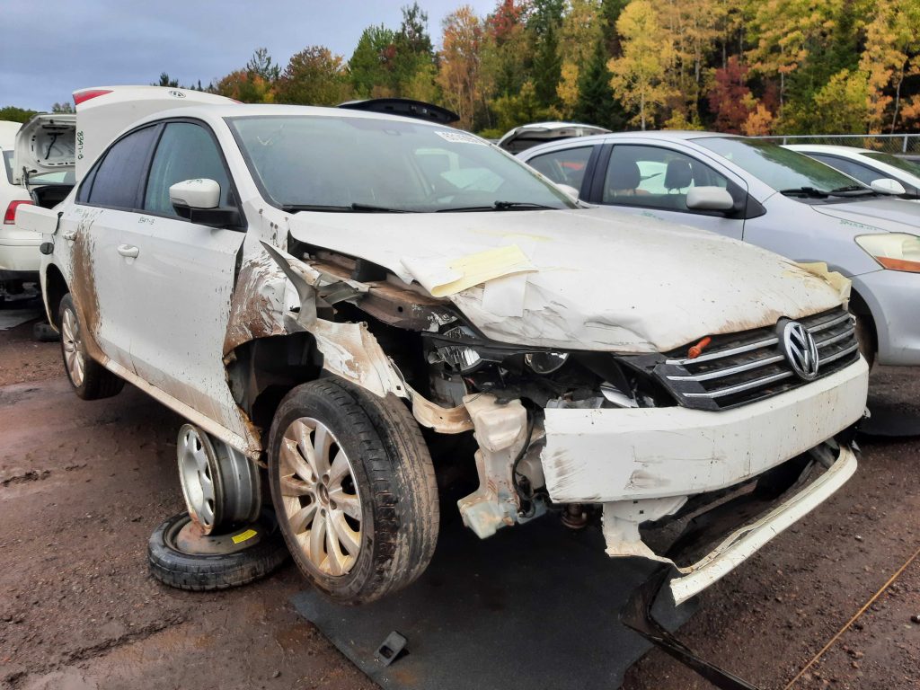 VOLKSWAGEN PASSAT 2013