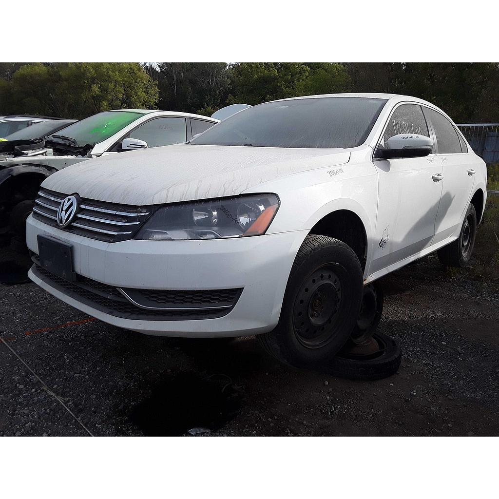 VOLKSWAGEN PASSAT 2014