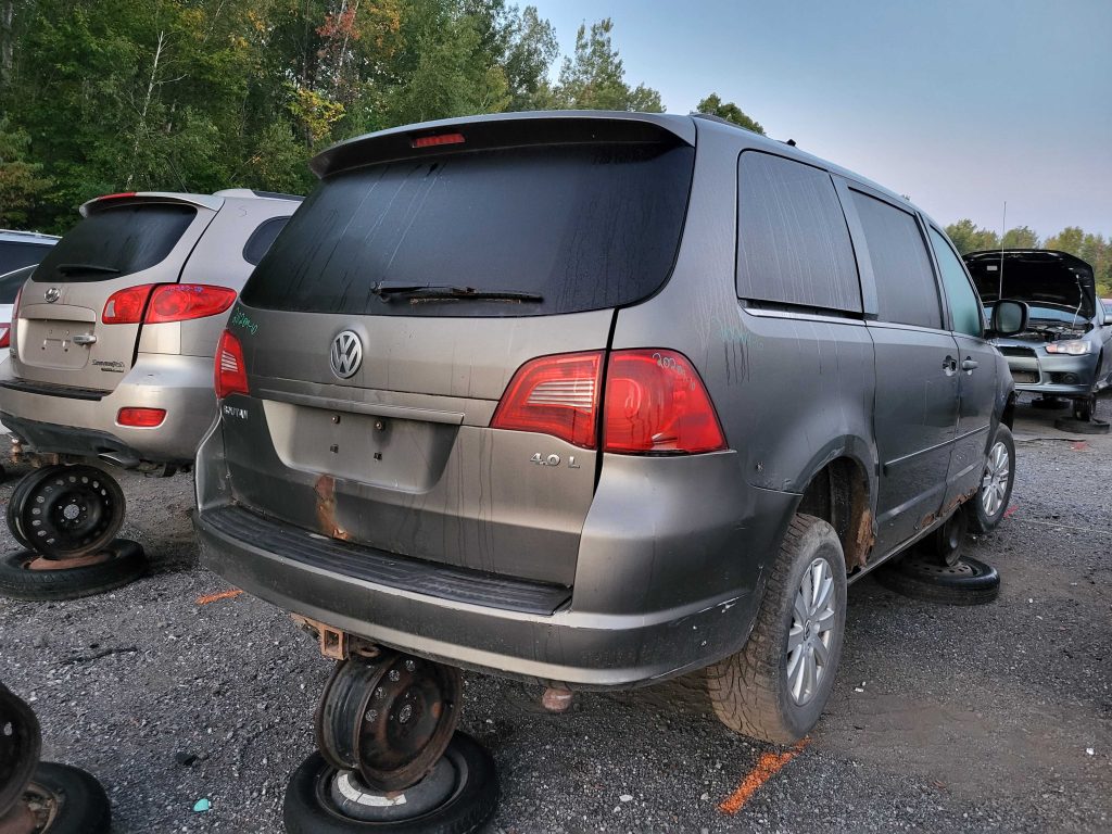 VOLKSWAGEN ROUTAN 2010