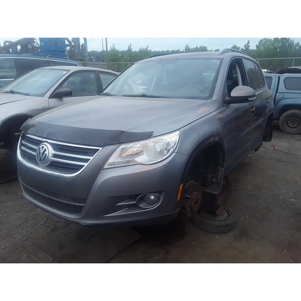 VOLKSWAGEN TIGUAN 2011