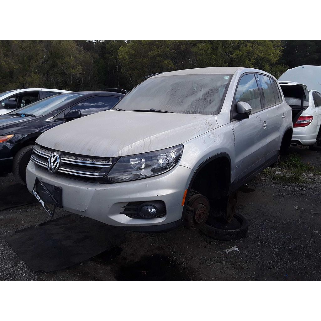 VOLKSWAGEN TIGUAN 2012