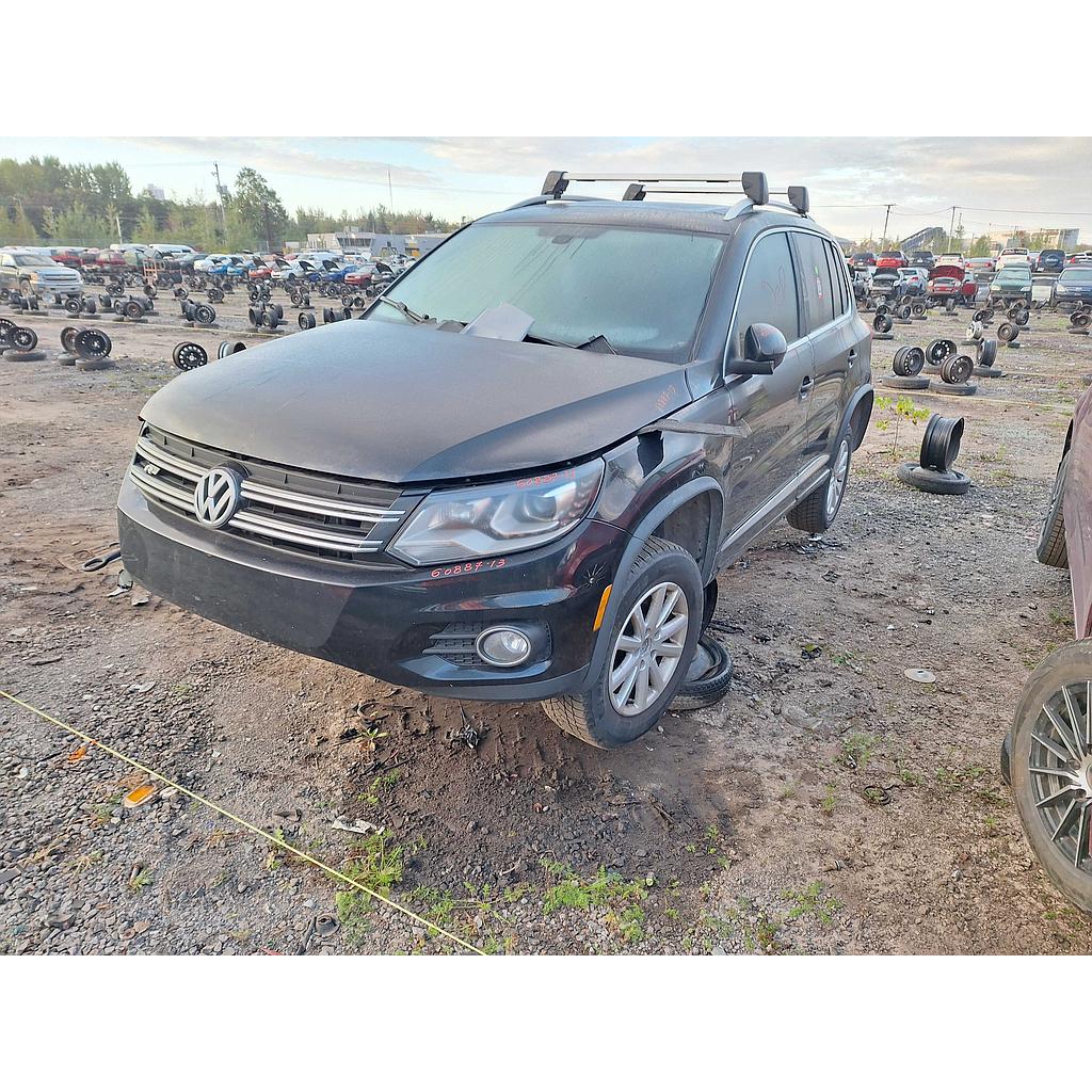 VOLKSWAGEN TIGUAN 2013
