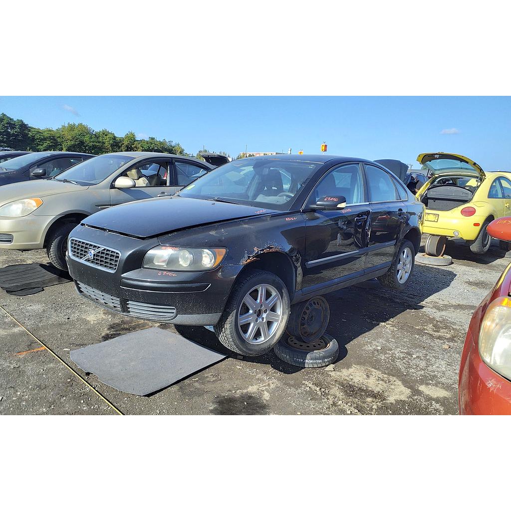 VOLVO S40 2005