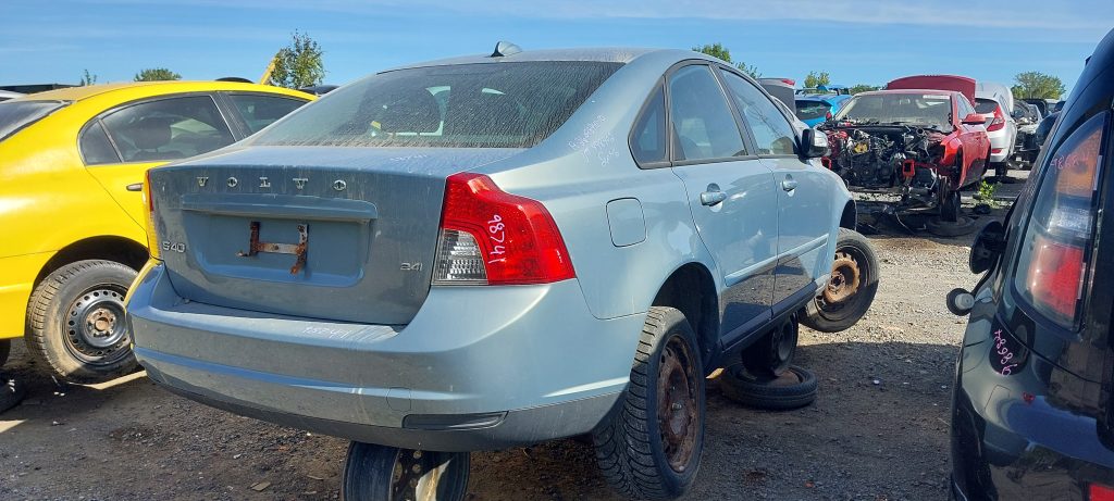 VOLVO S40 2010