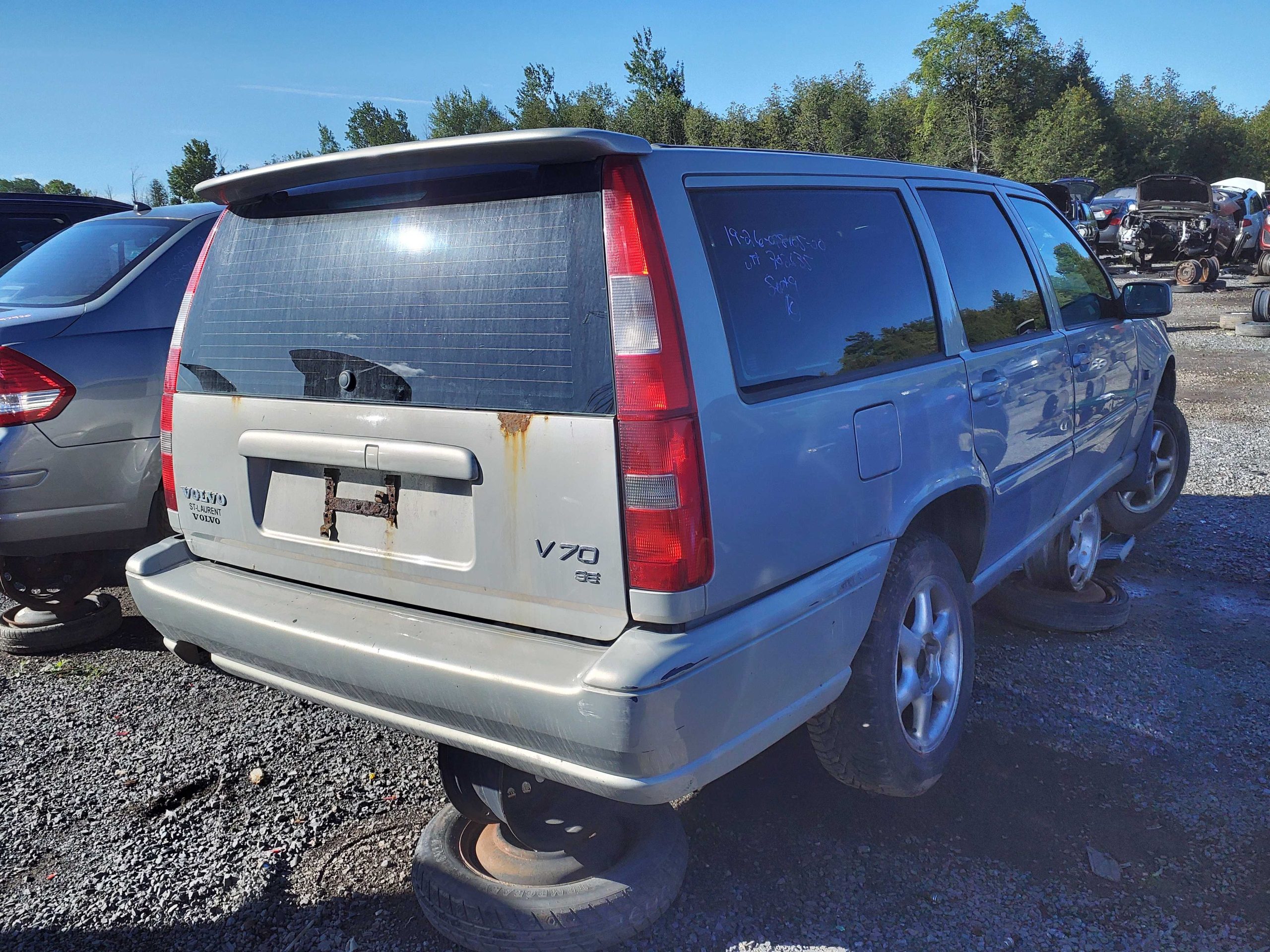 VOLVO V70 2000