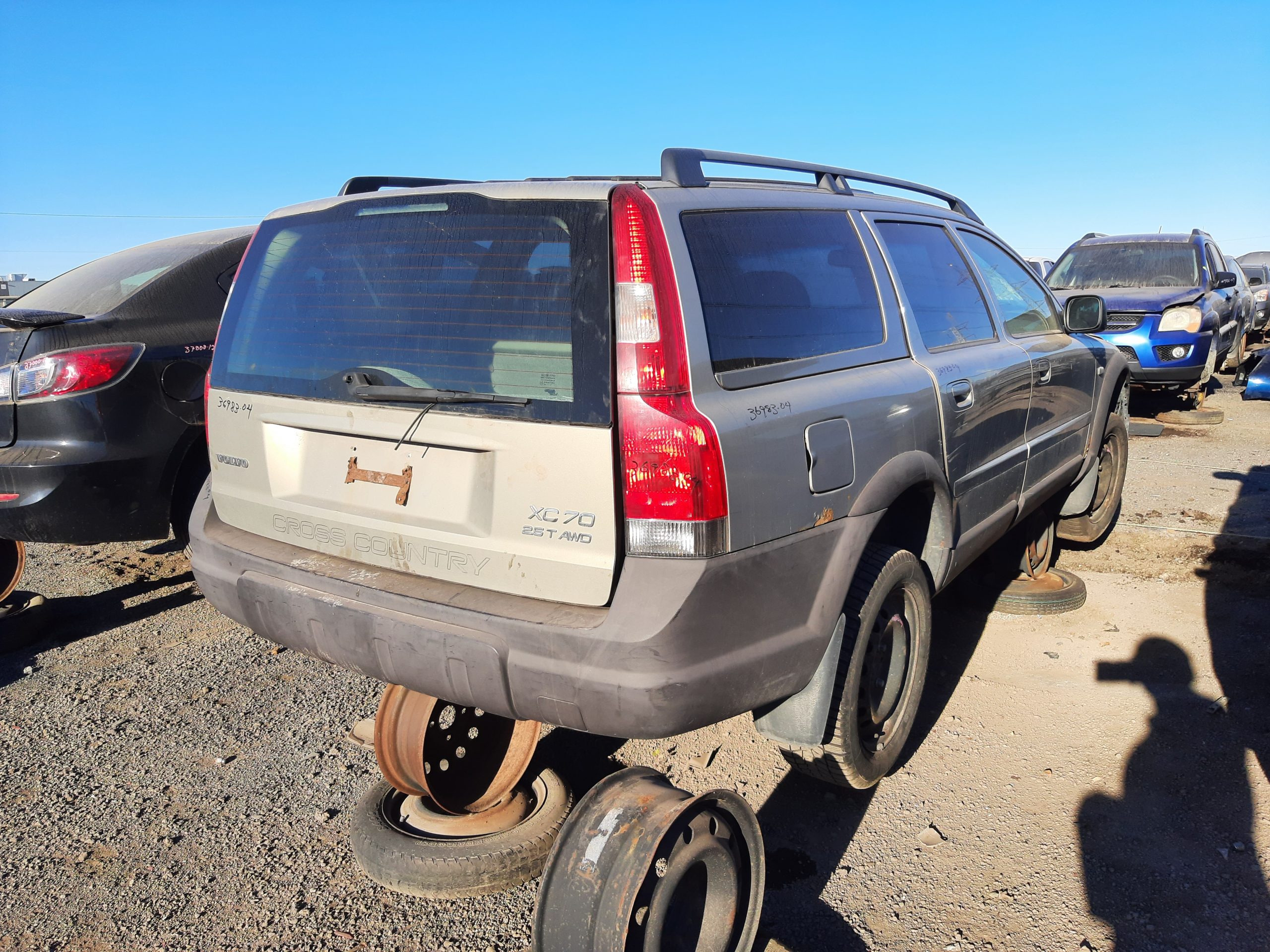 VOLVO V70 2004