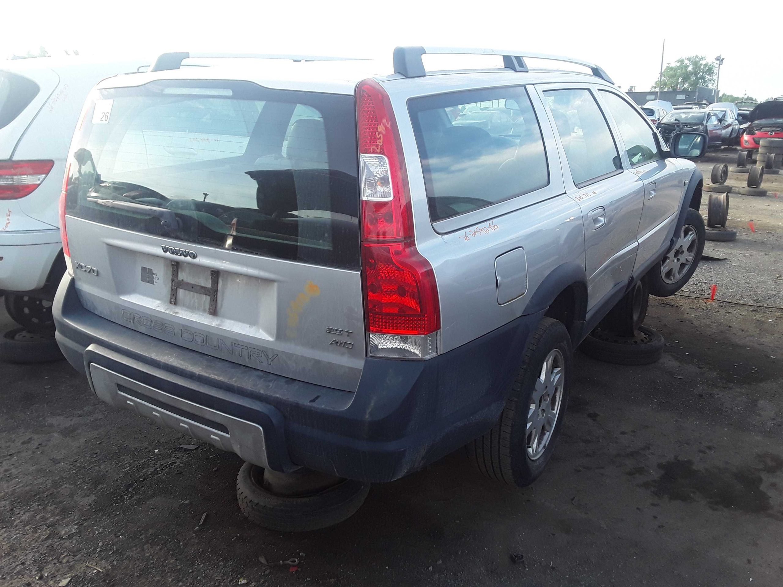 VOLVO XC70 2006