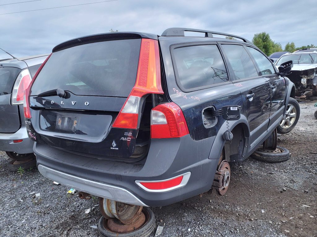 VOLVO XC70 2010