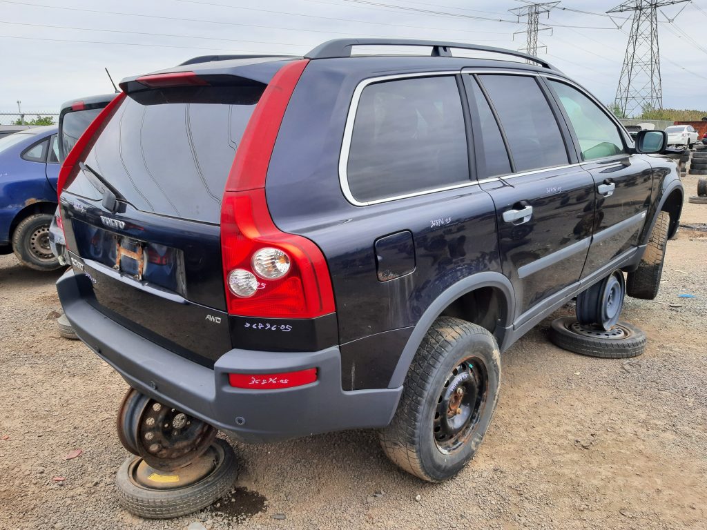 VOLVO XC90 2005