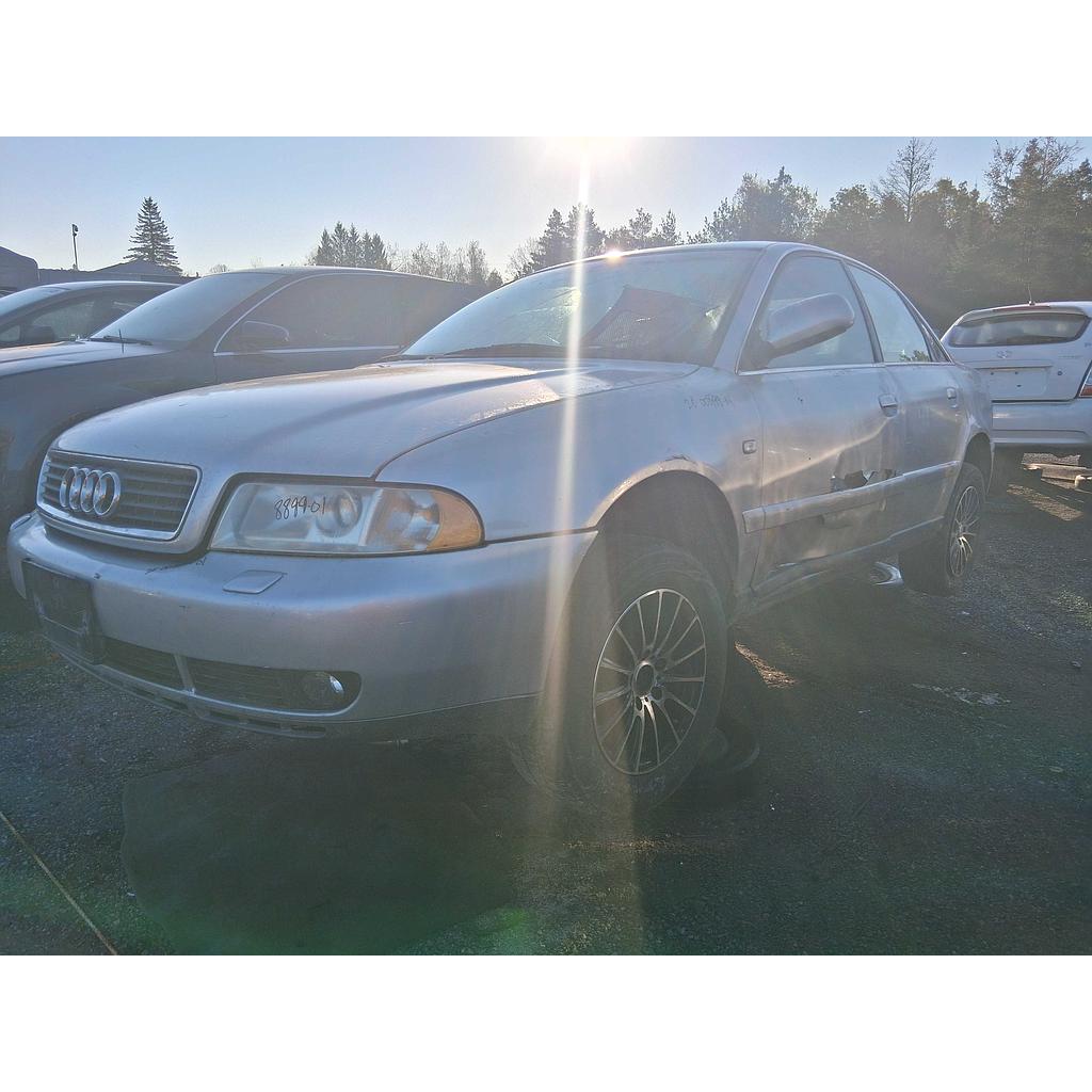 AUDI A4 2001