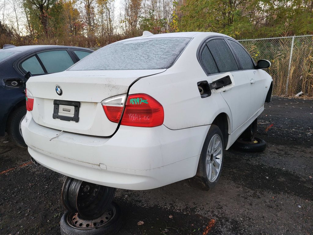 BMW 325 2006