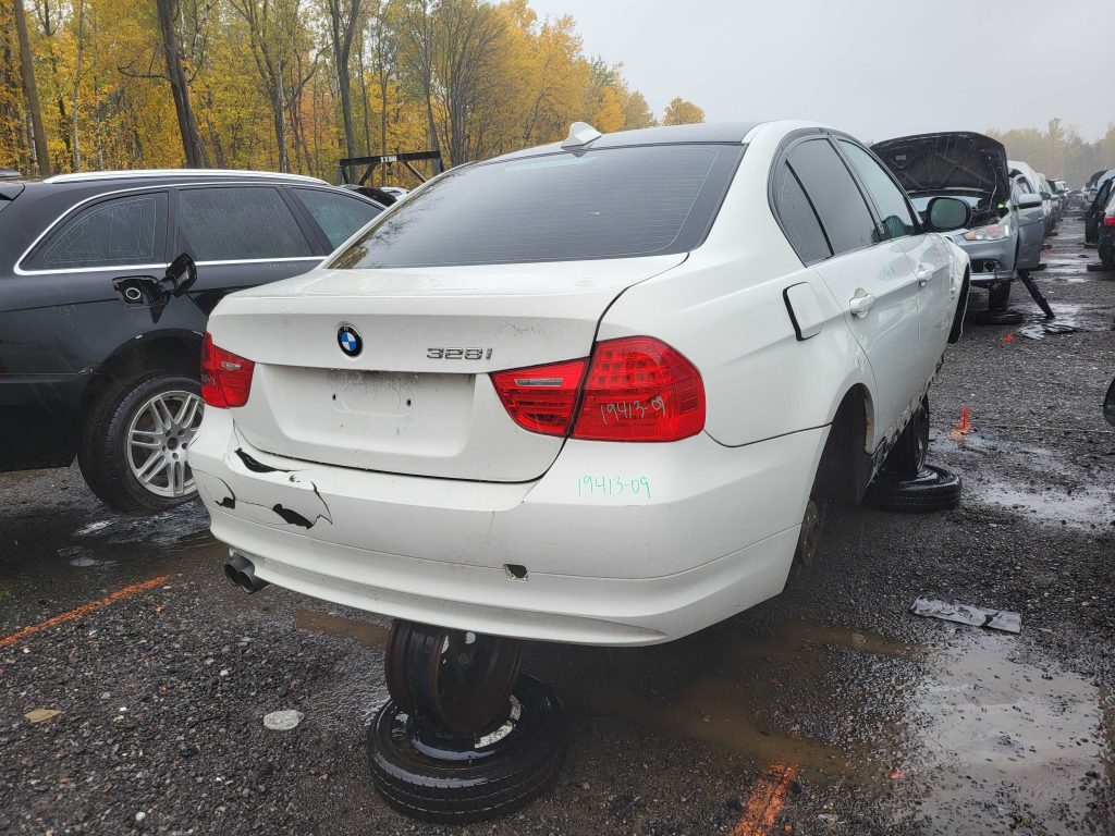 BMW 328 2009