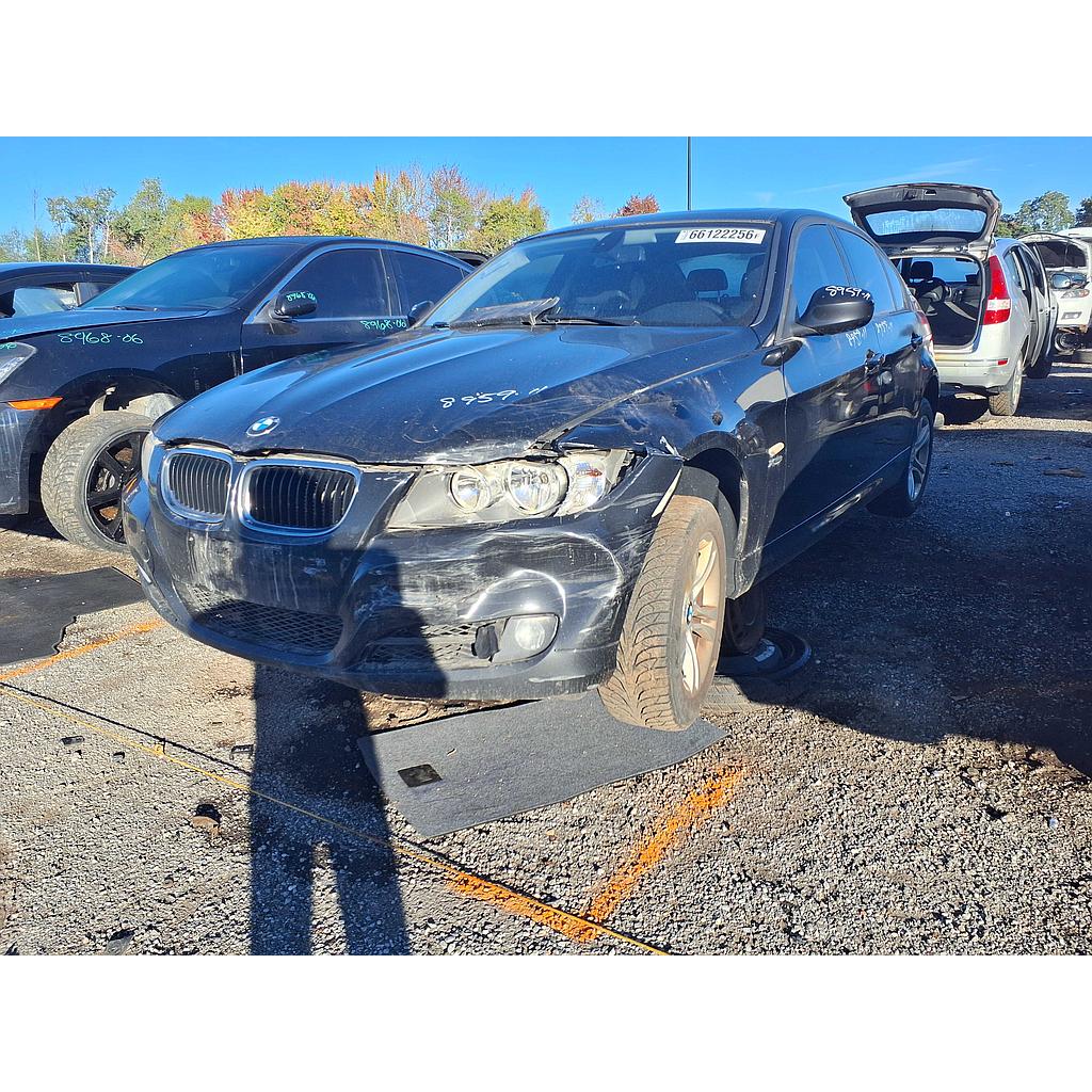 BMW 328 2011