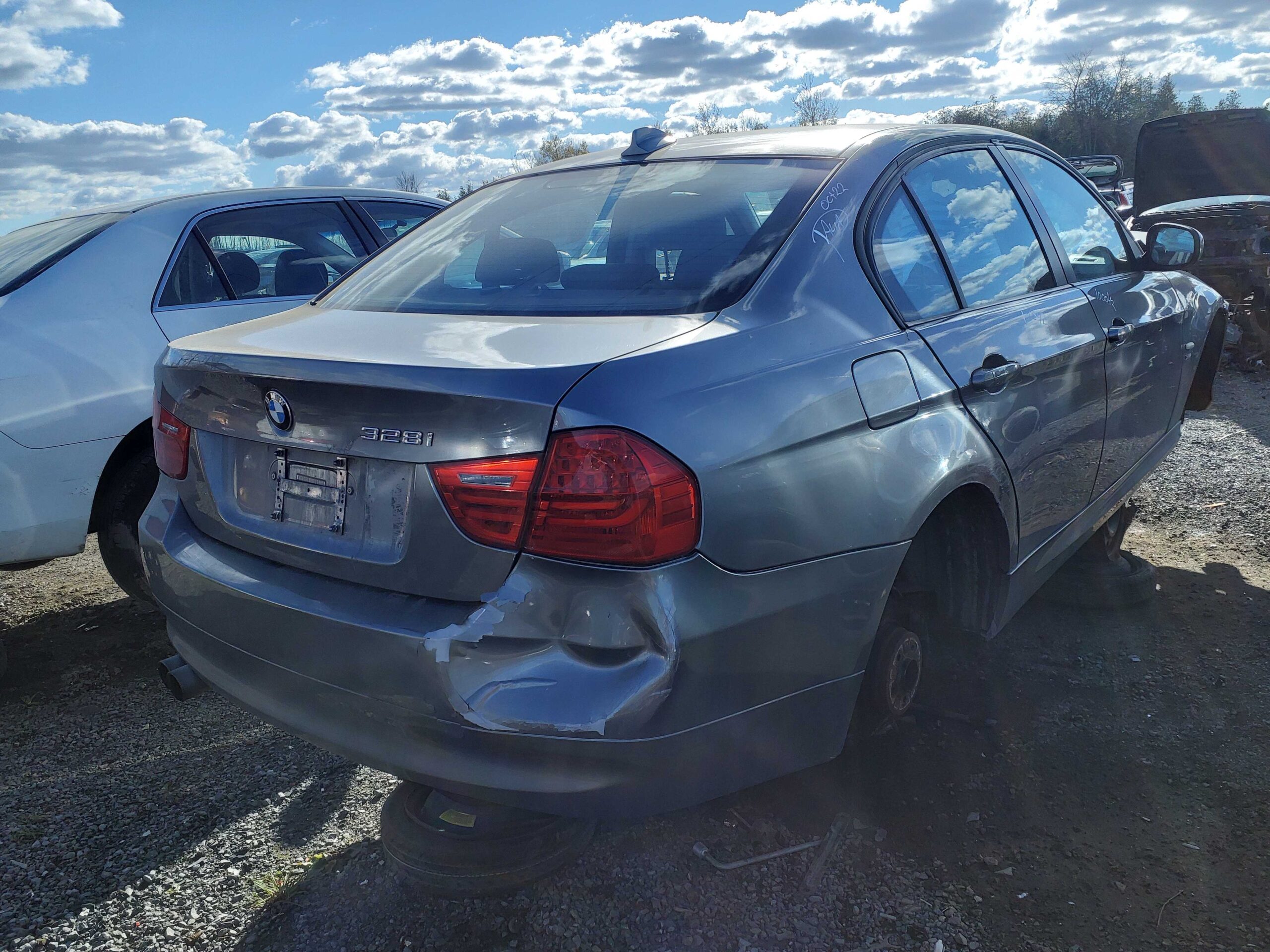 BMW 328 2011