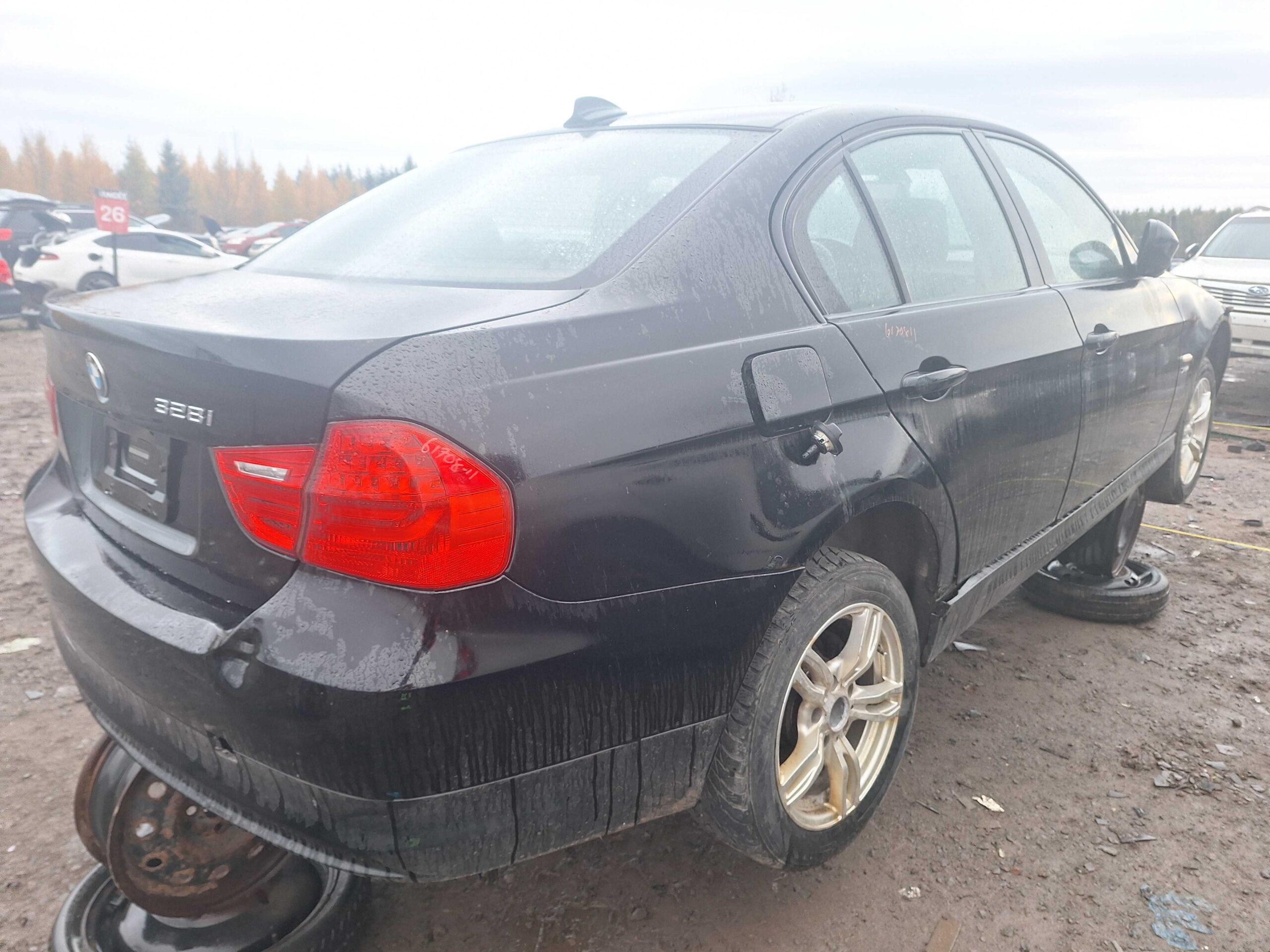 BMW 328 2011