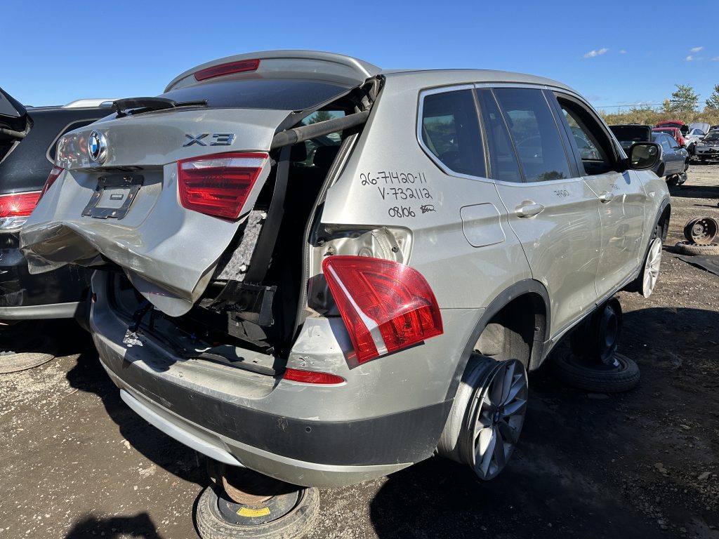 BMW X3 2011
