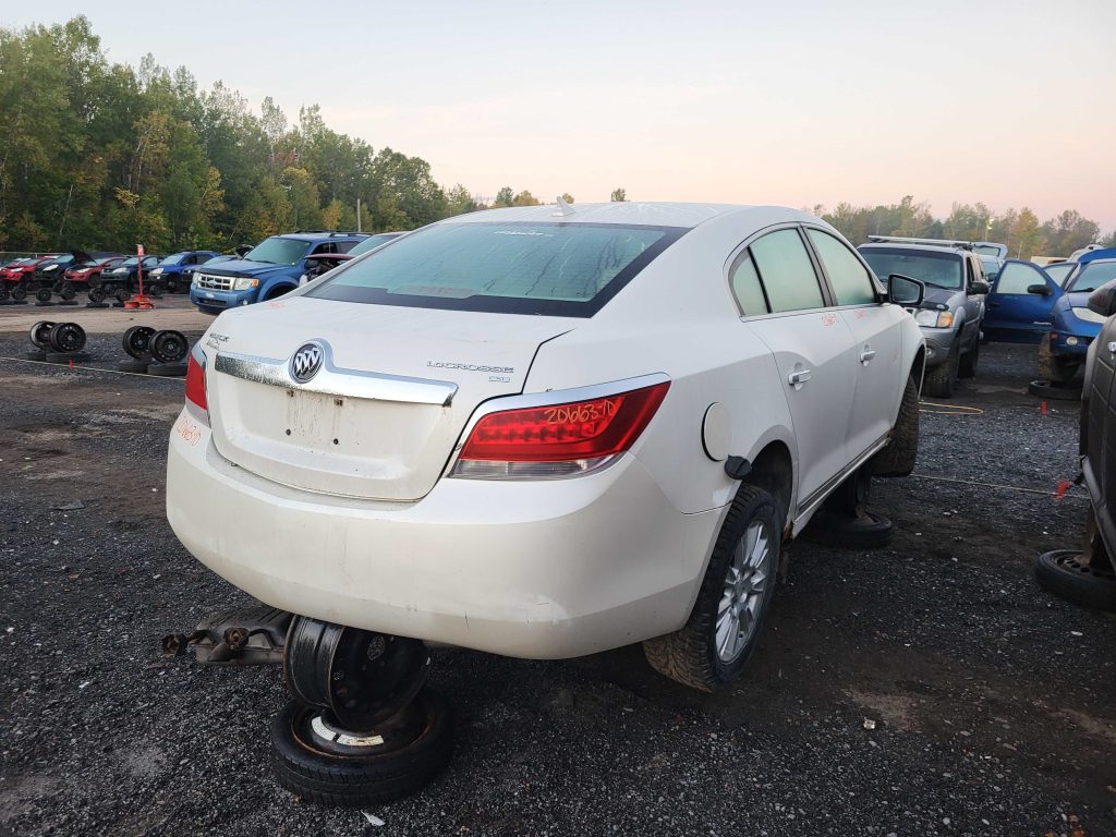 BUICK LACROSSE 2010