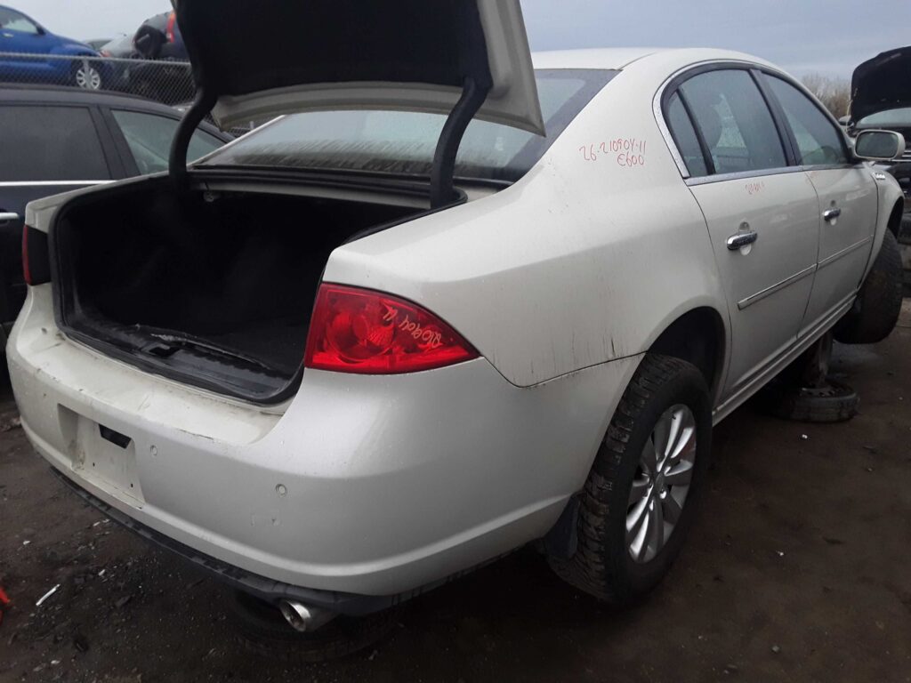 BUICK LUCERNE 2011