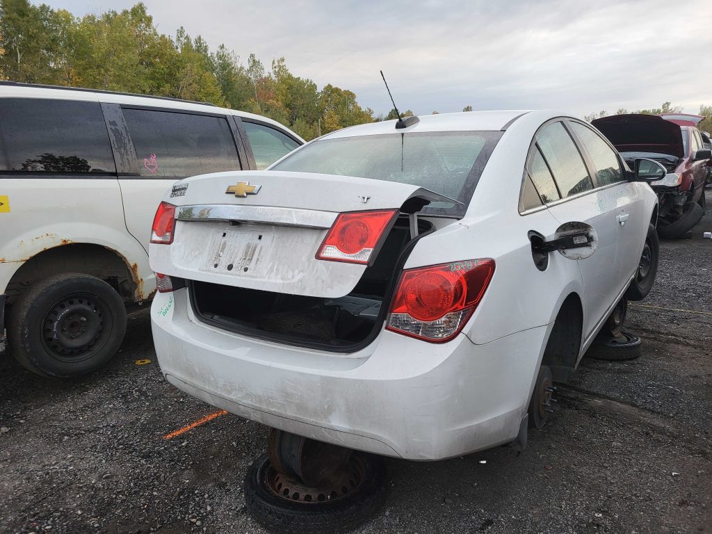 CHEVROLET CRUZE 2015