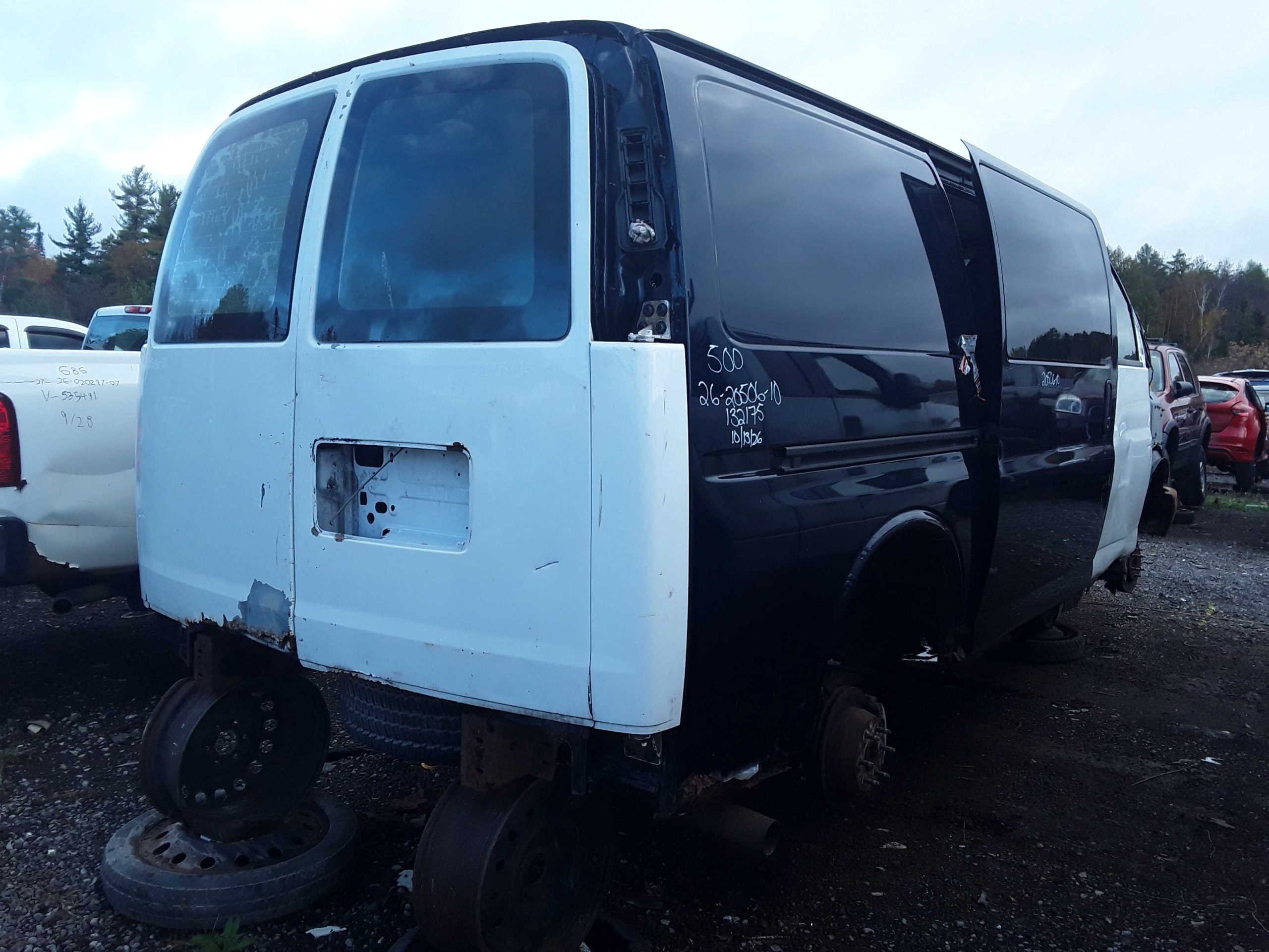 CHEVROLET EXPRESS VAN 2010