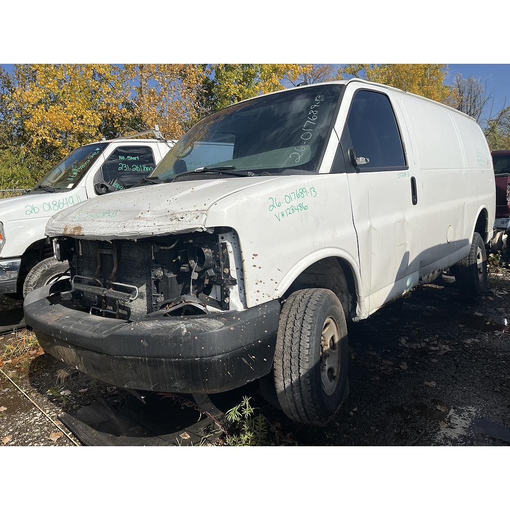 CHEVROLET EXPRESS VAN 2013