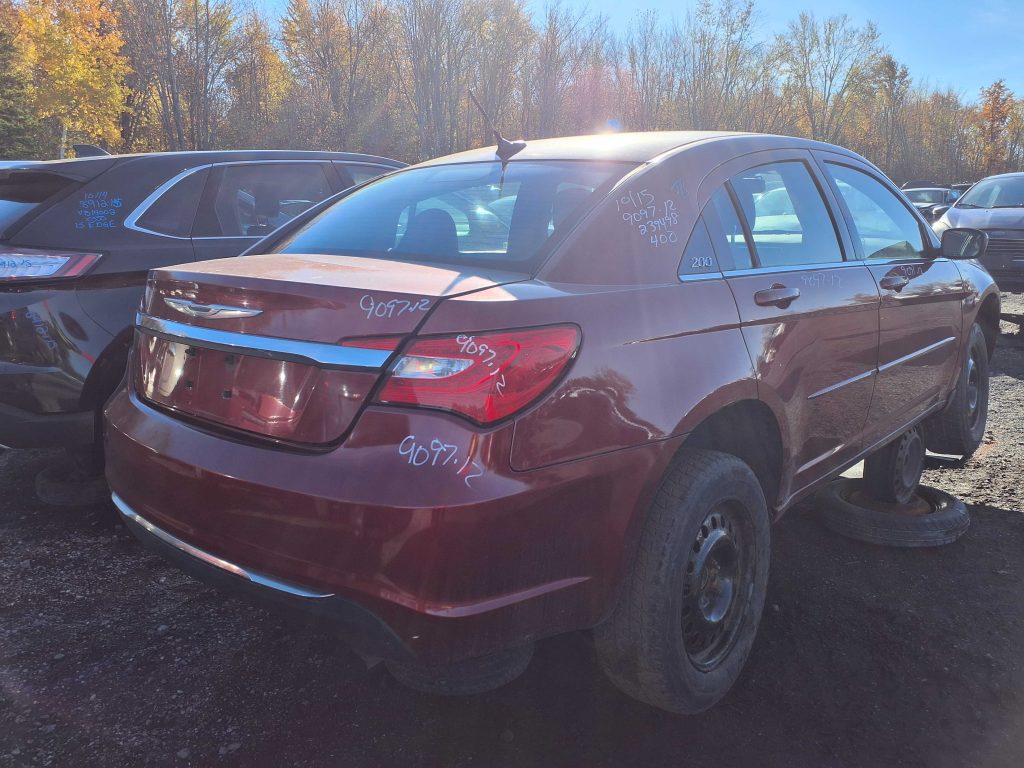 CHRYSLER 200 2012