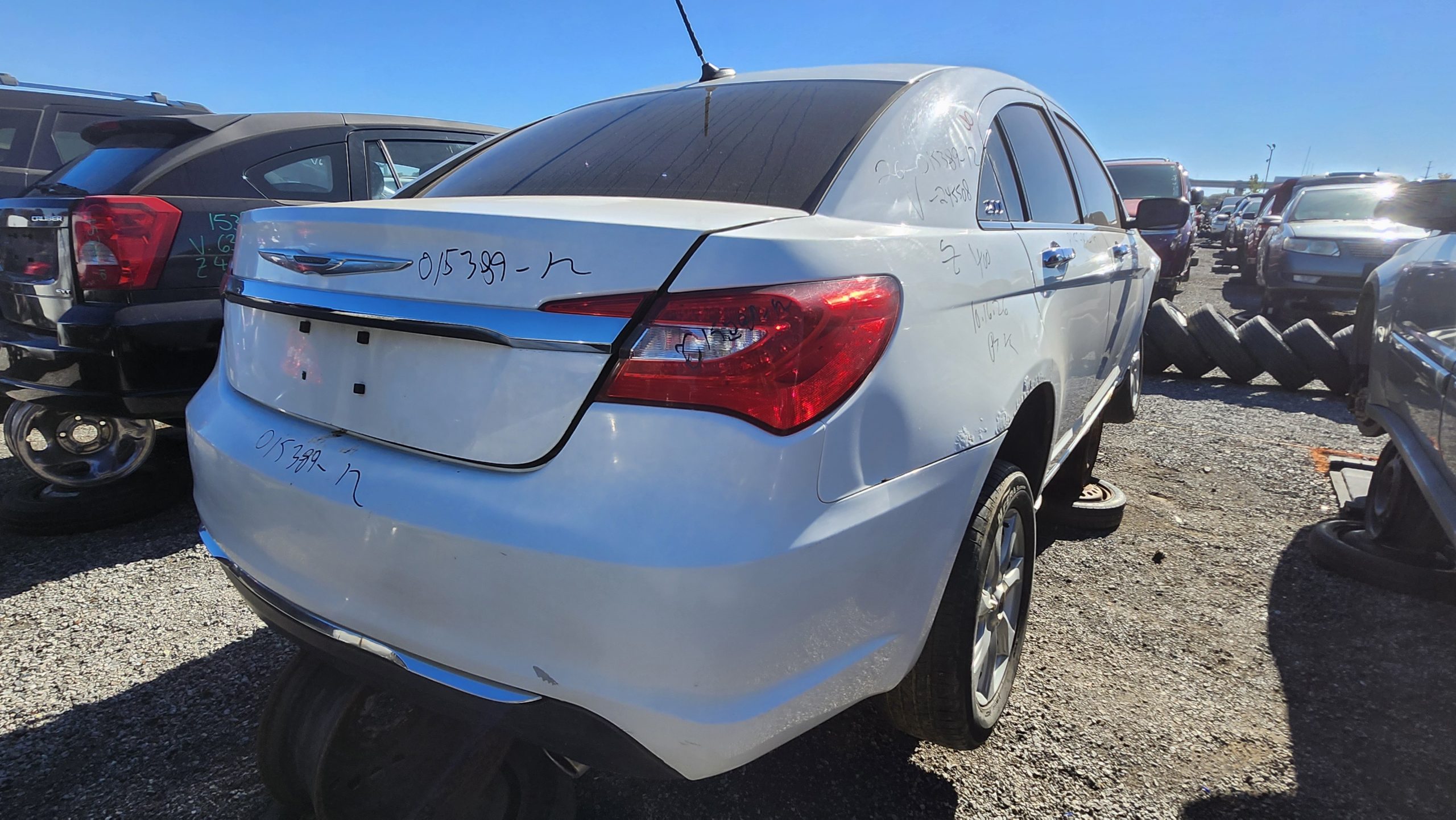CHRYSLER 200 2012
