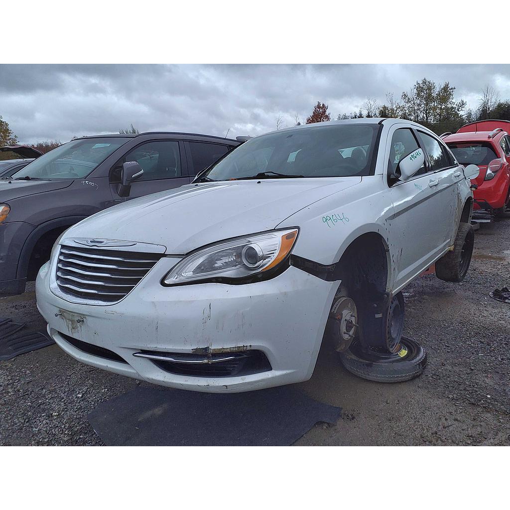 CHRYSLER 200 2013