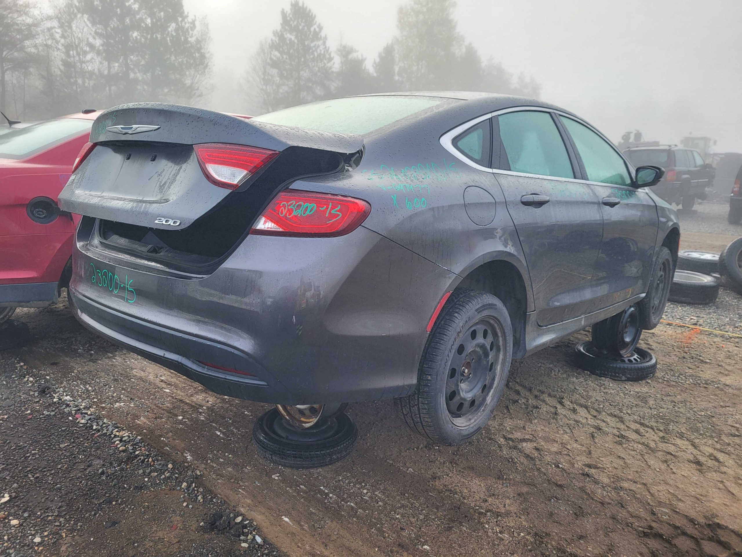 CHRYSLER 200 2015