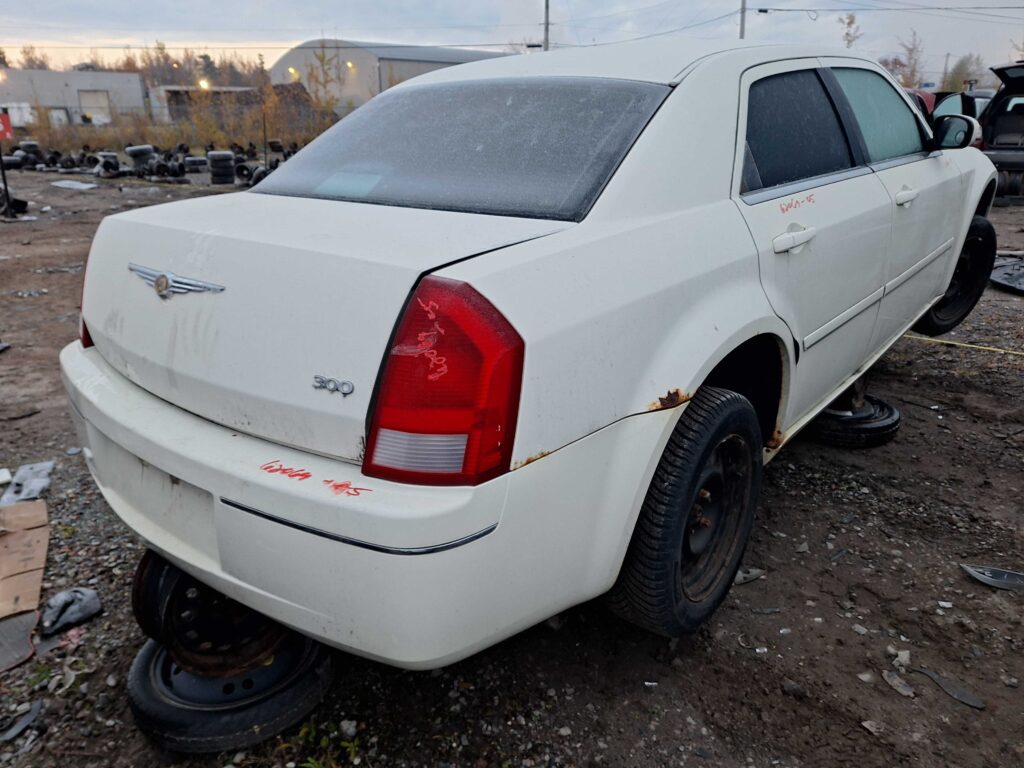 CHRYSLER 300 2005